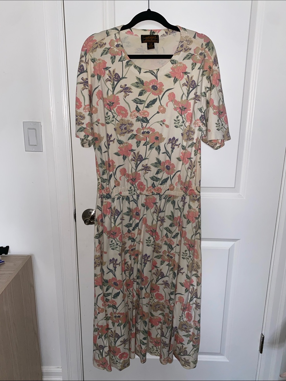 Eddie Bauer Floral Midi Dress in Cream and Pink